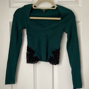 Express Body Contour Long Sleeve